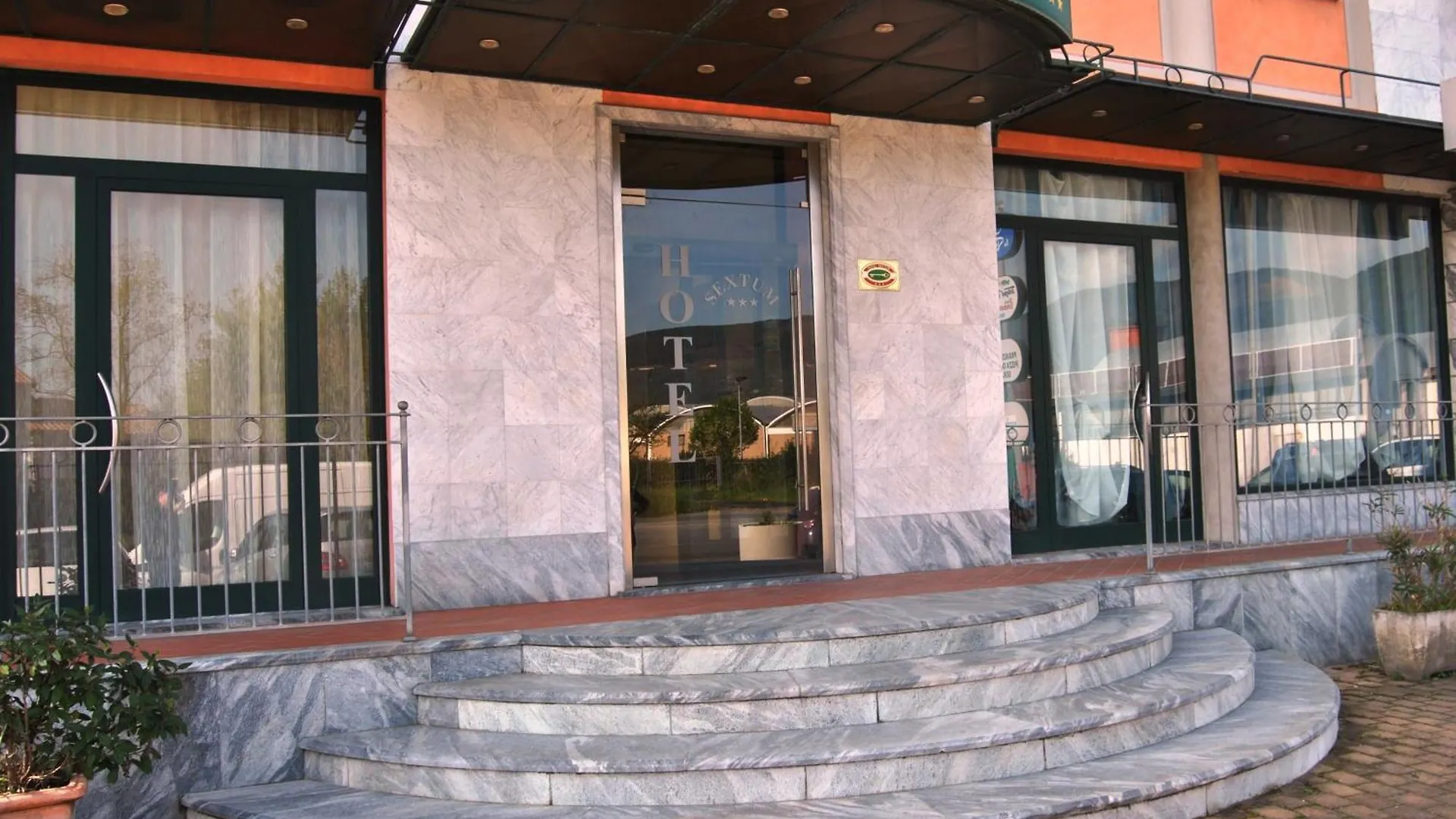 Hotel Sextum Bientina 3*,  Italy