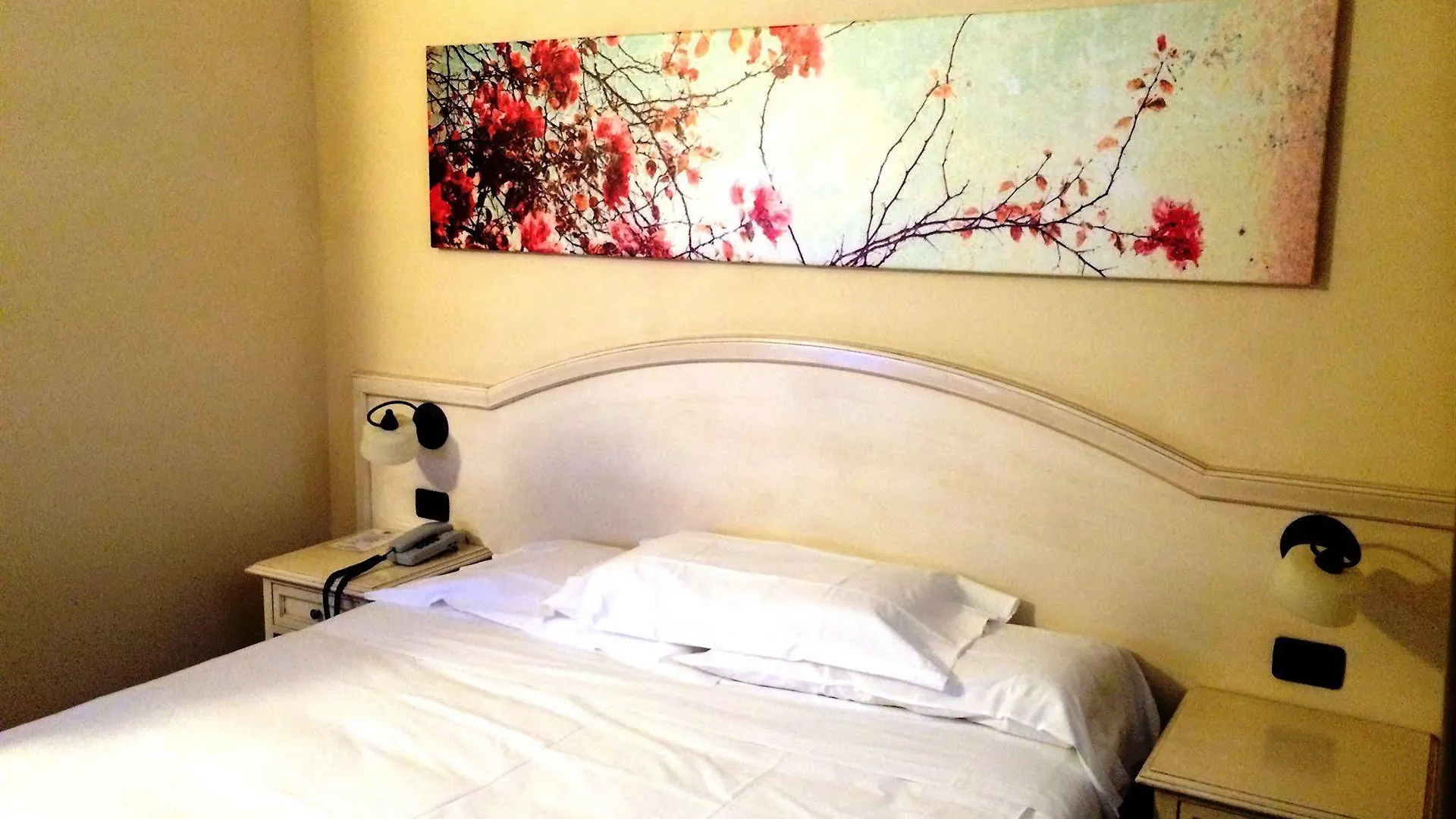 Hotel Sextum Bientina 3*,